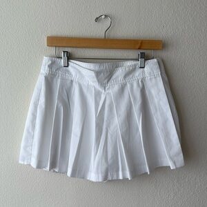 Sun-deh pleated skort size 8 Aritzia